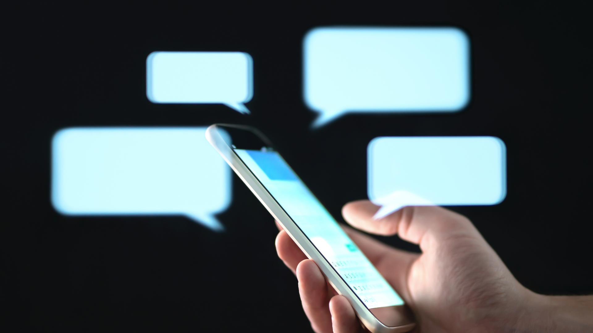 Smartphone with message bubbles representing The 5x5 Method™ and intentional relationship building